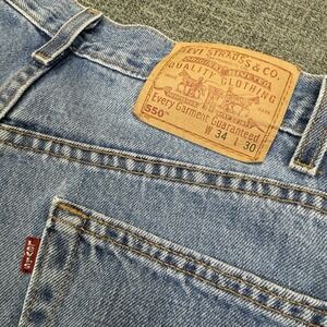 Vintage Levis 550 Jeans Relaxed Fit Mens 34x30 Blue Light Wash Made in USA Y2K